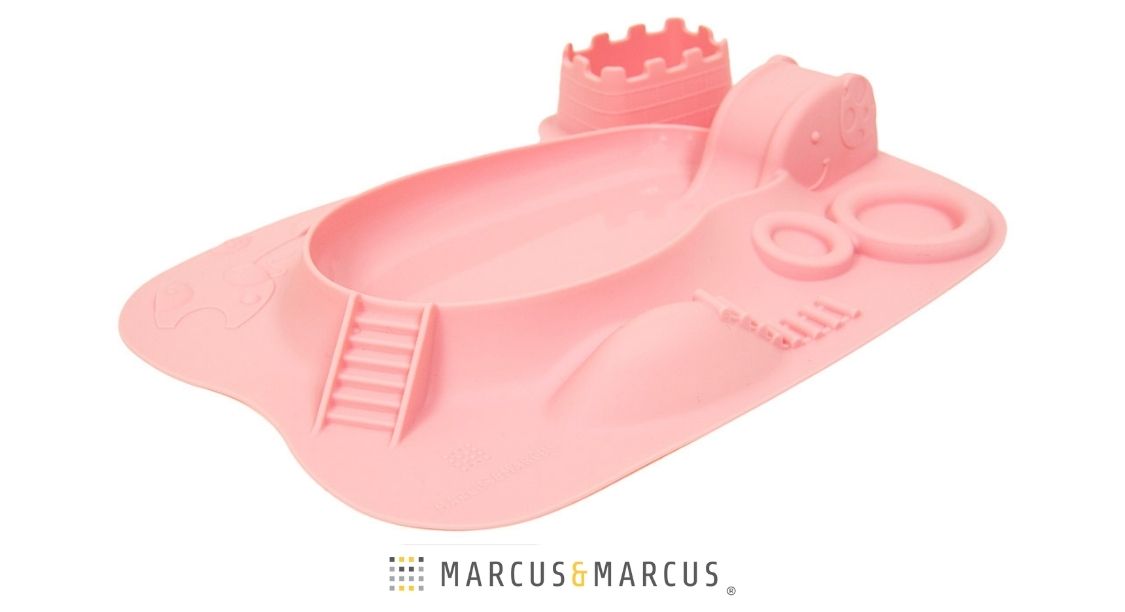 PLATO CON FORMA DE PARQUE DE DIVERSIÓN- MARCUS & MARCUS